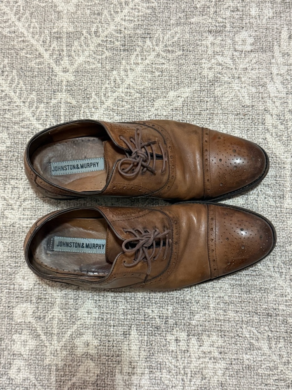 Johnston & Murphy Brown Leather Cap-Toe Brogue Oxfords